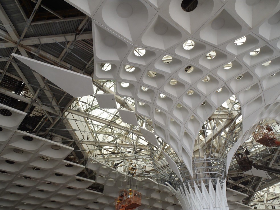 Sợi thủy tinh được dùng nhiều trong xây dựng nhờ bền nhẹ và cách nhiệt tốt.