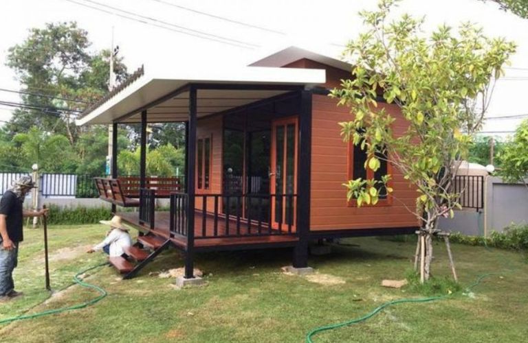 Tôn PU 3 lớp cách nhiệt tốt, chống nóng, giảm ồn hiệu quả.